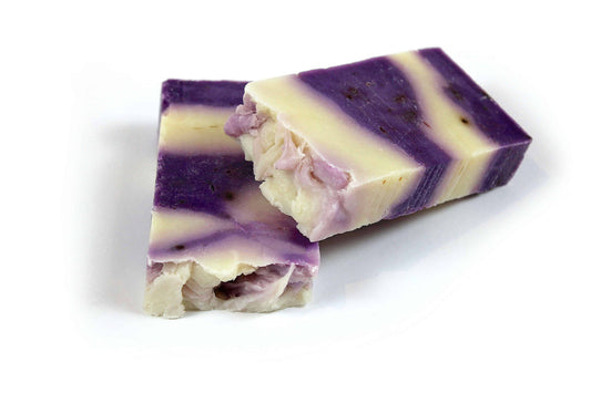 Pack "Dulces Sueños" – Jabón Artesanal, Bomba de Baño y Vela de Soja de Lavanda