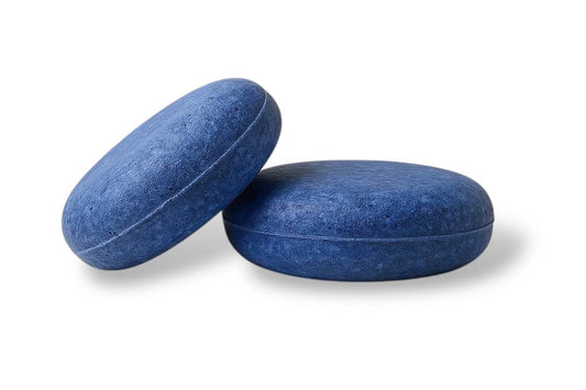 Kai – Champú Sólido de Índigo y Lavanda para Cabello Canoso, Blanco o Claro