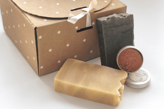 Forever Young – Caja Regalo para Cuidado Facial: Jabones y Mascarilla de Arcilla