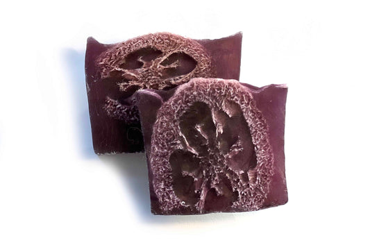 Blueberry Nights – Exfoliante Corporal con Lufa y Aroma a Arándanos